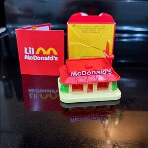 McDonald's Red and Yellow Miniature Playset